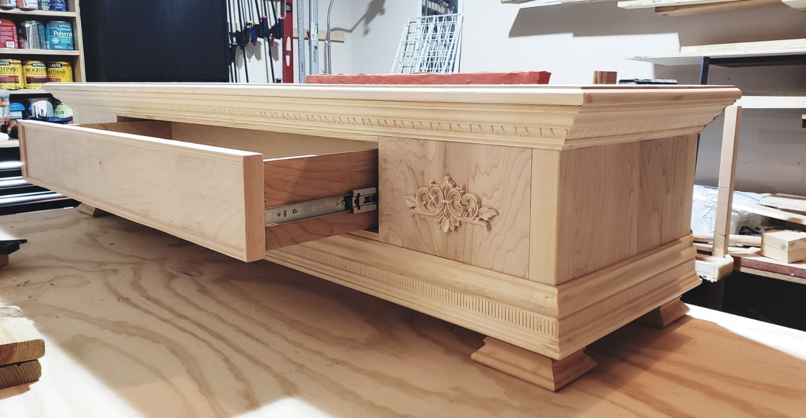 Vertical Space-Saver Mandir gallery image 3