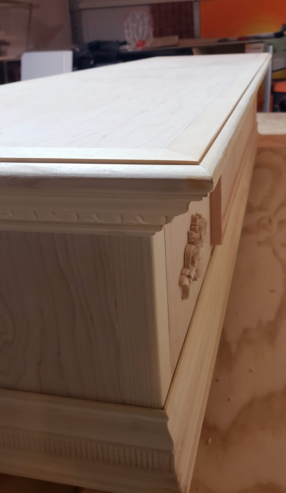 Vertical Space-Saver Mandir gallery image 4