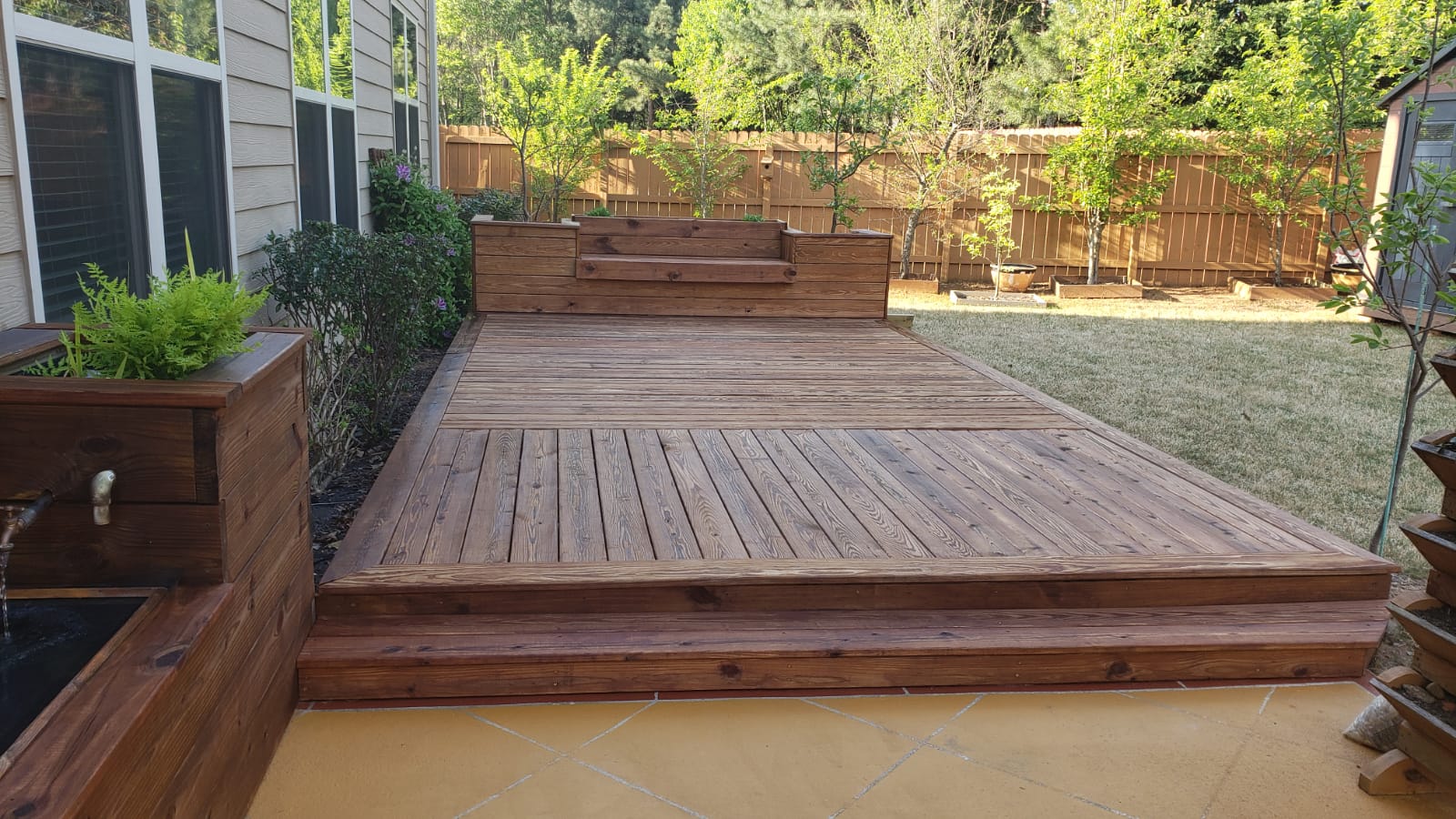 Floating Deck & Pergola gallery image 3