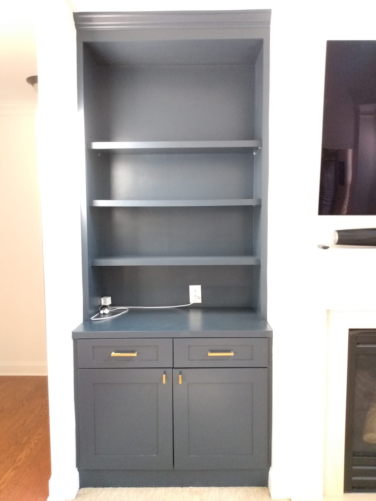 Built-in Cabinets & Bookcase gallery image 9